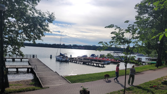 Spacer promenadą w Mrągowie